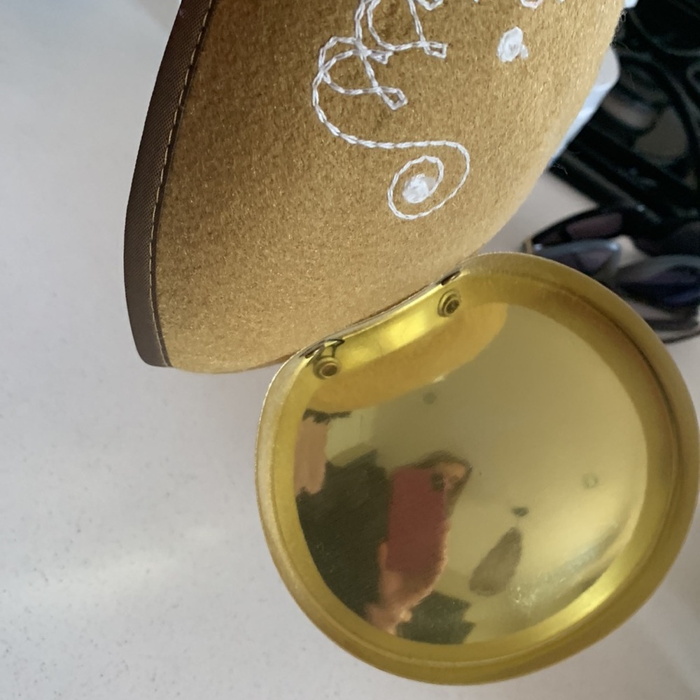 Disney hat - Picture 5 of 5